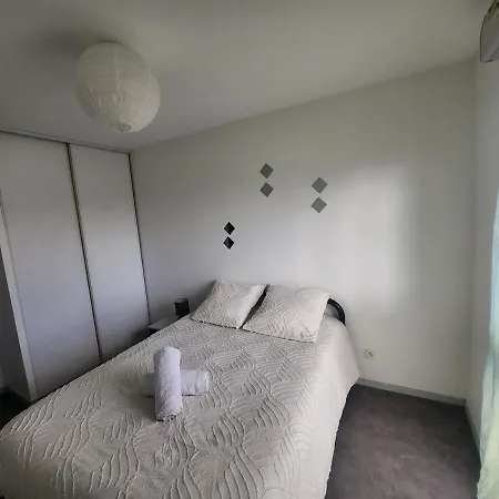 Apartment T3 Avec Piscine A 5mn Du Centre Valence (Drome)